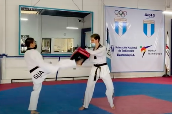 Captura de Pantalla 2021-09-26 a la(s) 21.21.05